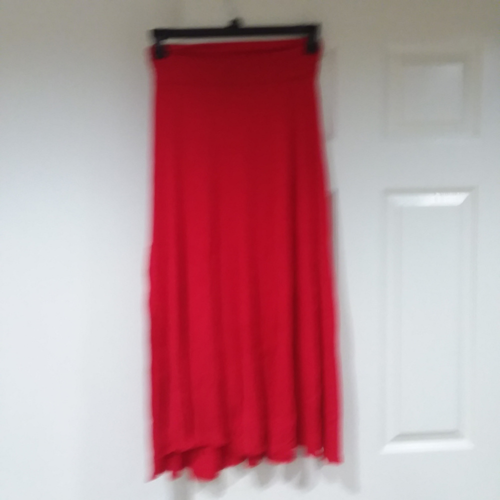 Orange/Red-ish Maxi skirt Small